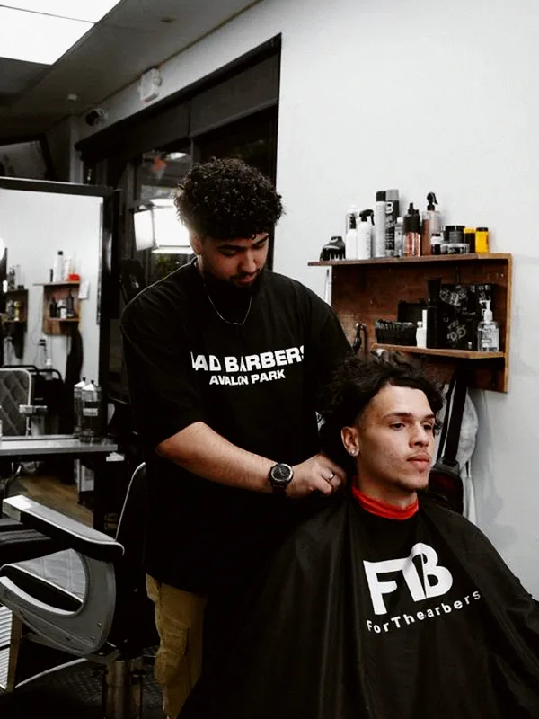 Jaeyden, barbero en Mad Barbers Avalon Park